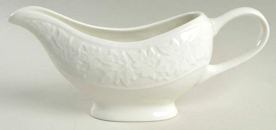 Maple Leaf Gravy Boat by Martha Stewart-1