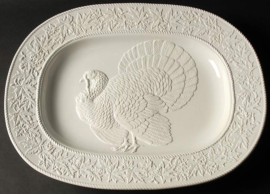 Maple Leaf 18" Oval Serving Platter by Martha Stewart-1