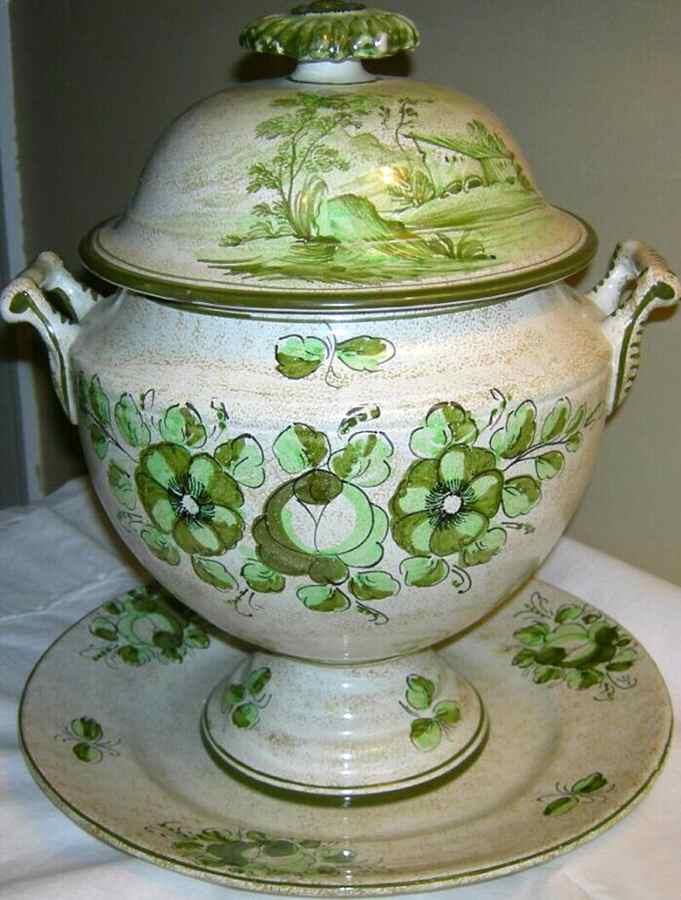 E542 Tureen & Lid w/Underplate by Meiselman Imports-1