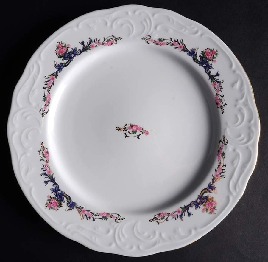 MNU3 Dinner Plate by Menuet (Poland)-1