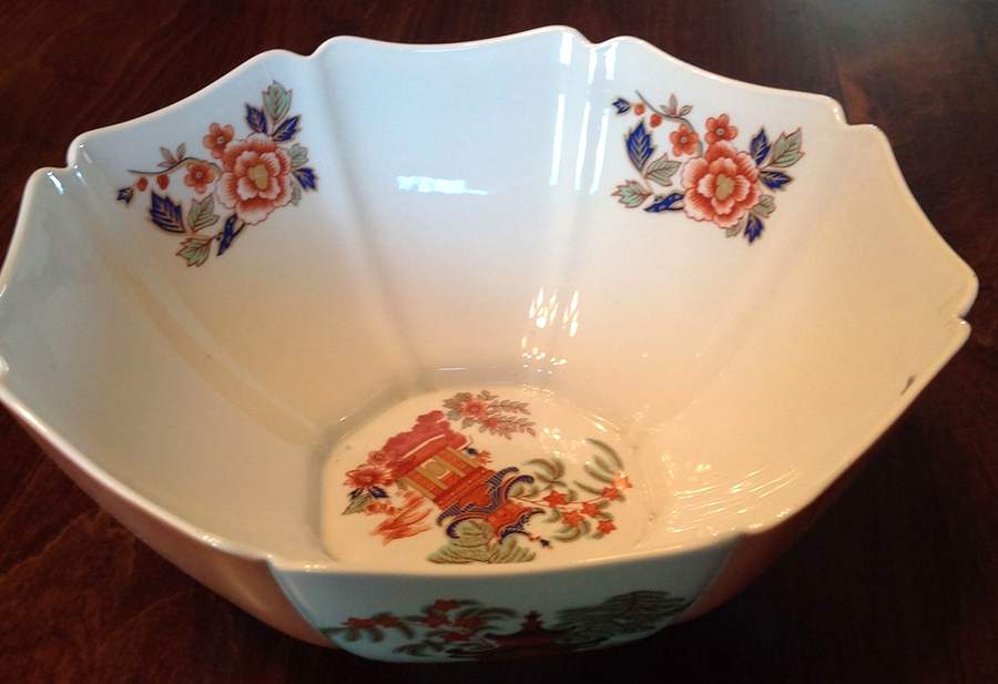 MOT54 9" Round Vegetable Bowl by Mottahedeh-1