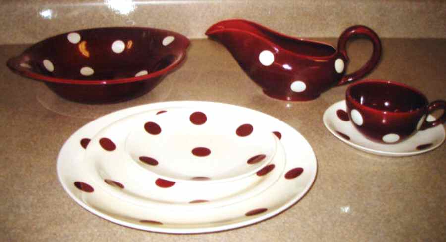 MEK269 Dinner Plate by J & G Meakin-1