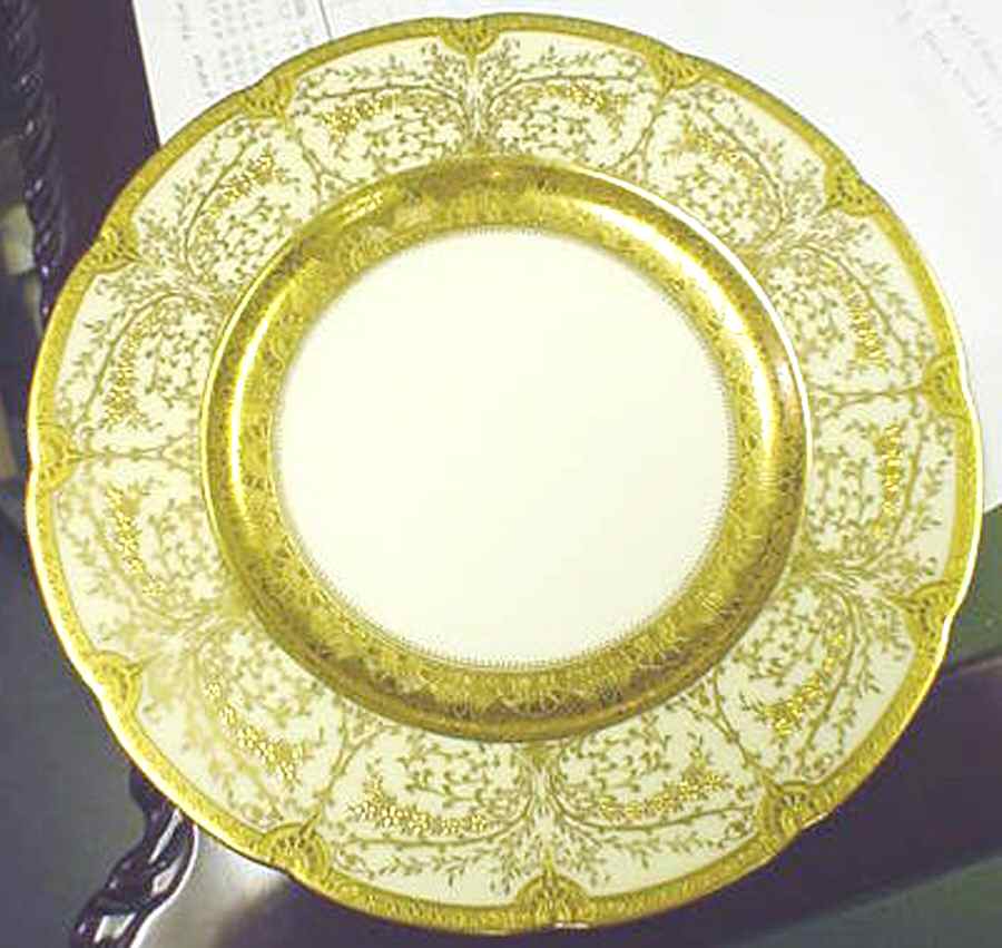 H2302 Dinner Plate by Minton-1