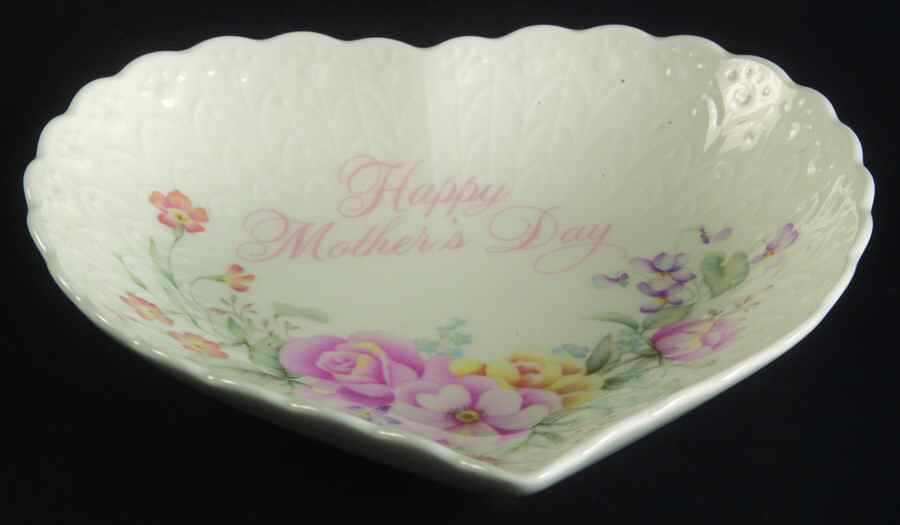 Happy Mother's Day Heart Shaped Dish by Mikasa-1