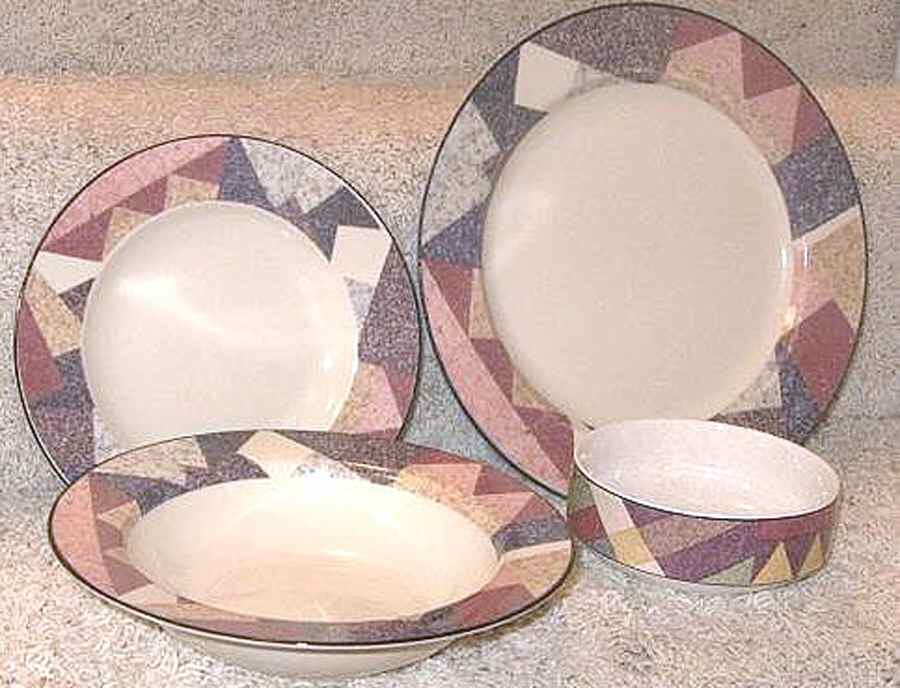 Desert Mirage Dinner Plate by Meiwa-1