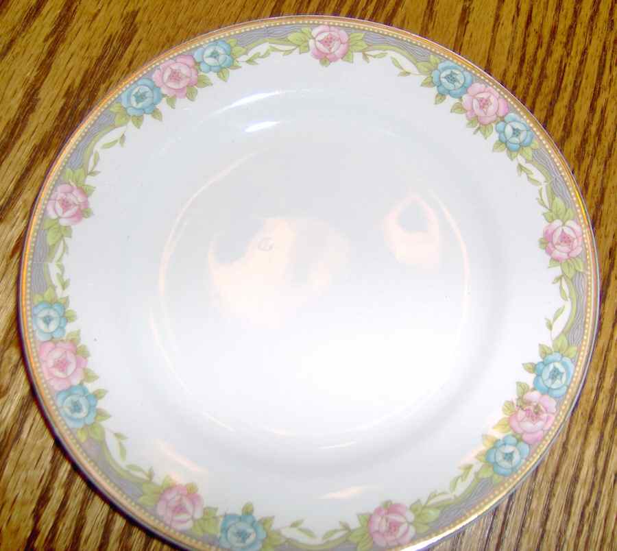 MEK275 Dinner Plate by J & G Meakin-1