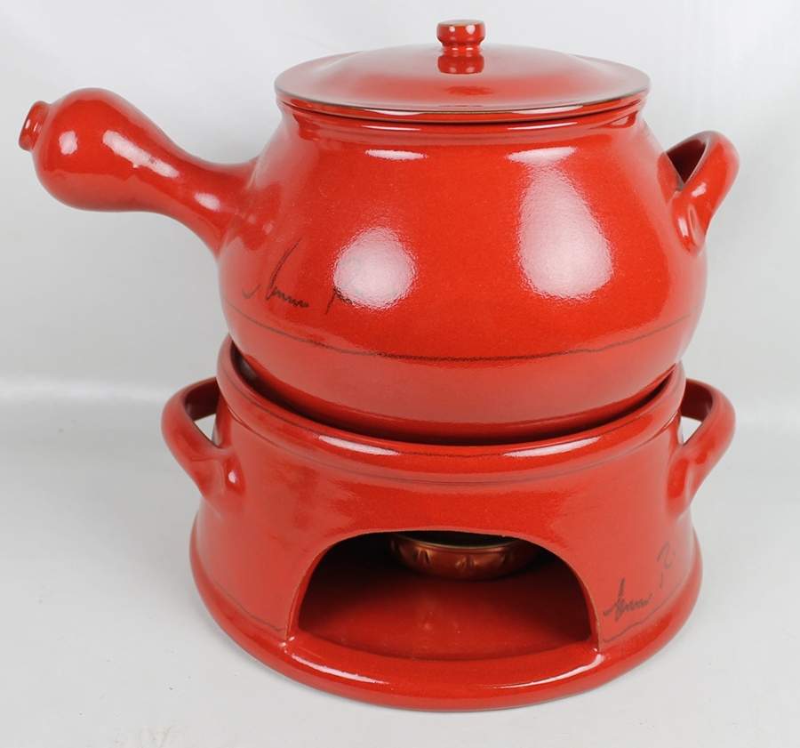 Classic Collection Red Fondue Pot with Lid, Stand and Burner by Mamma Ro-1