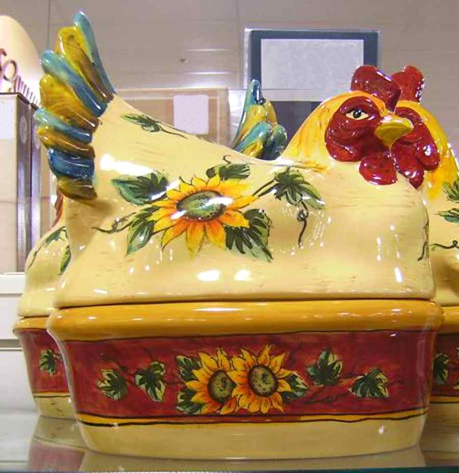 Red Rooster Figural Oval Baker & Lid by Maxcera Corp-1