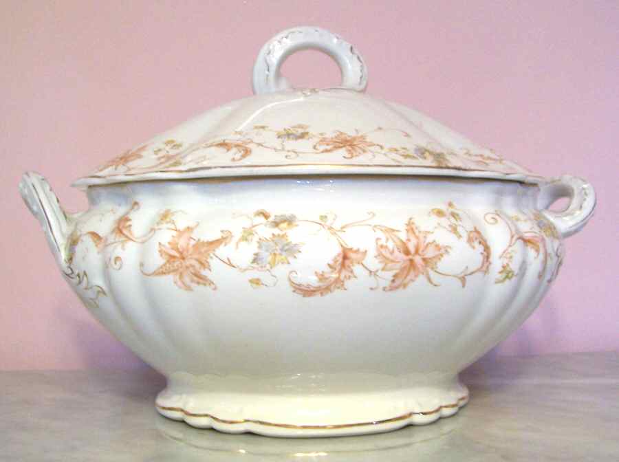 Savoy Round Covered Vegetable by John Maddock & Sons-1