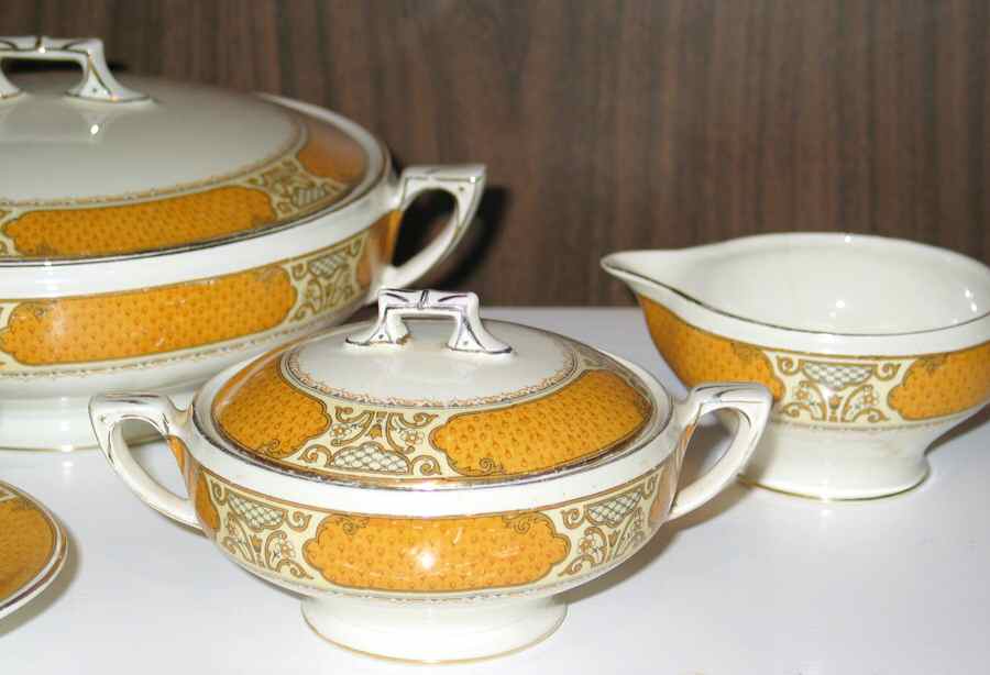 Whittington, The Sugar Bowl & Lid by Myott Staffordshire-1
