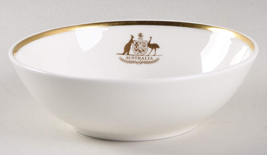 H5306 Fruit/Dessert (Sauce) Bowl by Minton-1