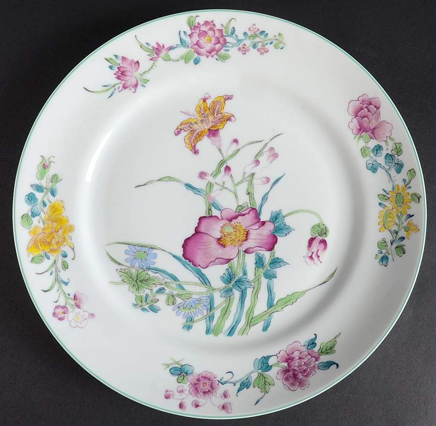 Lady Charlotte's Lily Dinner Plate by Mottahedeh-1