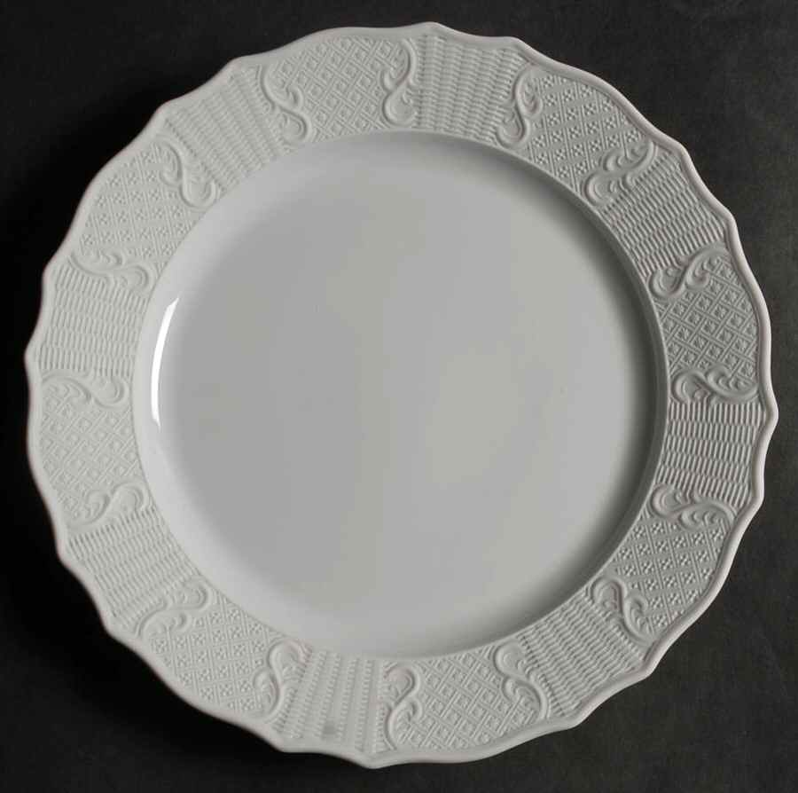 Prosperity Bread & Butter Plate by Mottahedeh-1