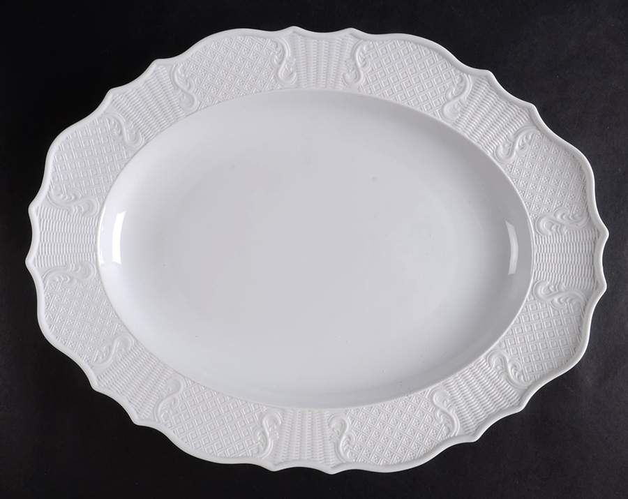 Prosperity 14" Oval Serving Platter by Mottahedeh-1