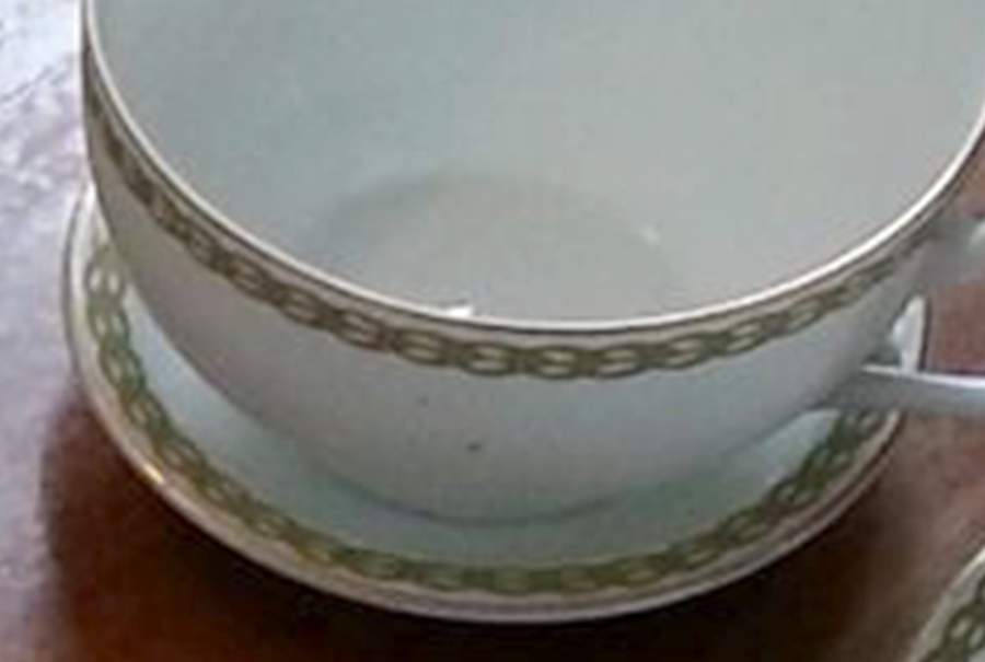 MUE142 Saucer for Demitasse Cup by Paul Muller-1