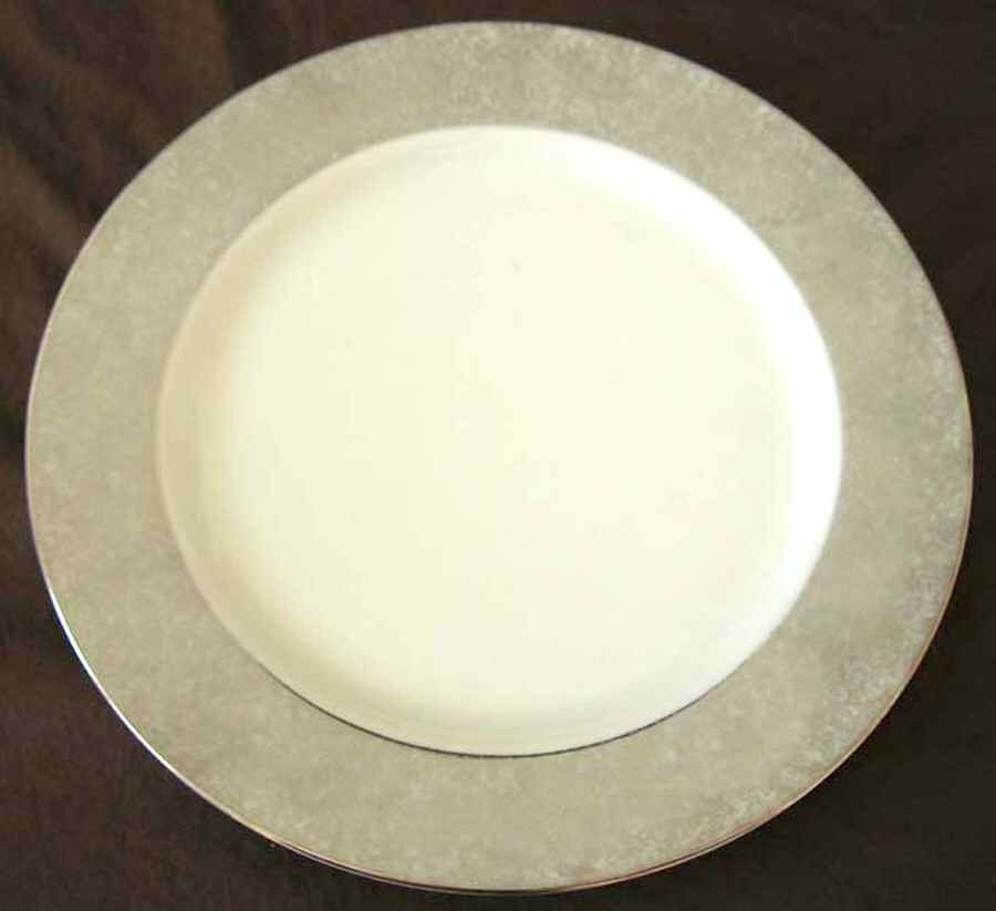 MKO11 Dinner Plate by Meiko (Japan)-1