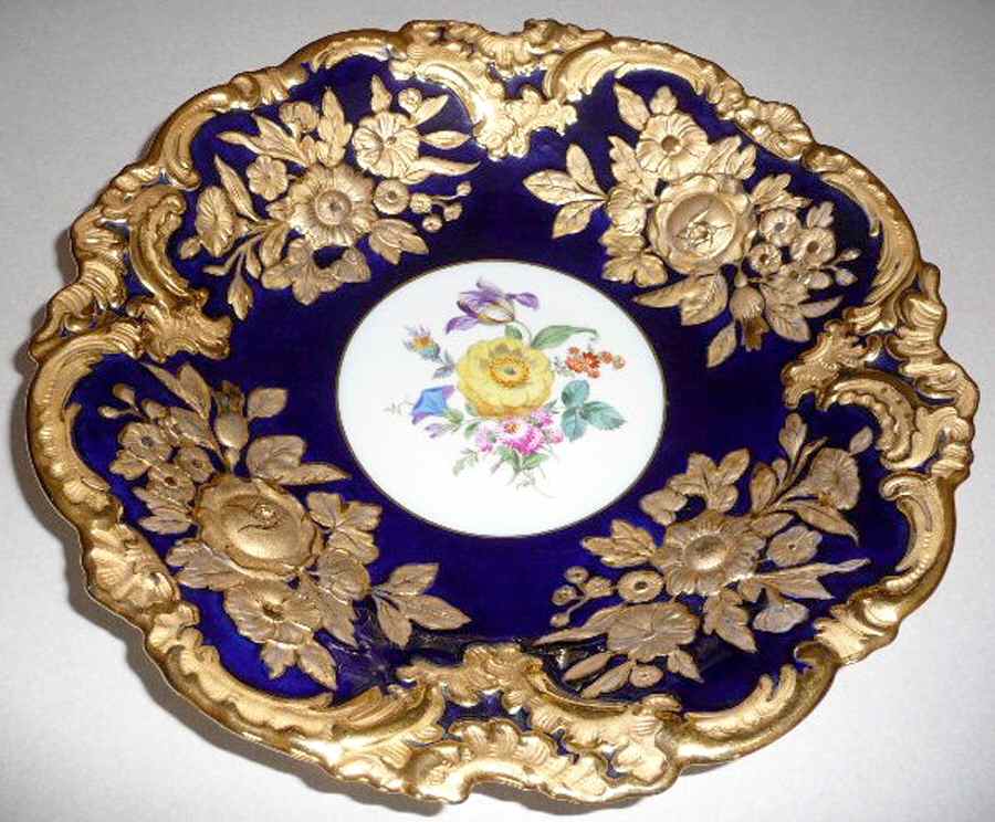 332G 12" Round Bowl by Meissen (Germany)-1