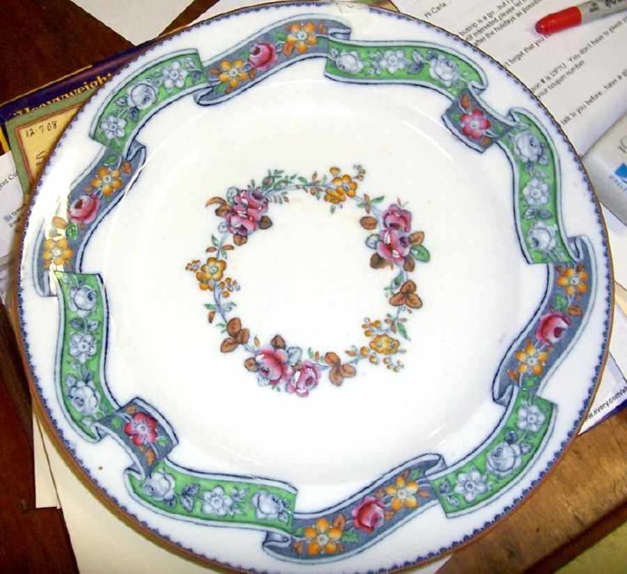 Ribbon Wreath Dinner Plate by Minton-1