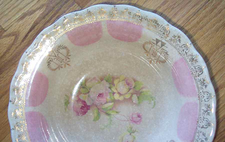 MCN52 9" Round Vegetable Bowl by McNicol-1