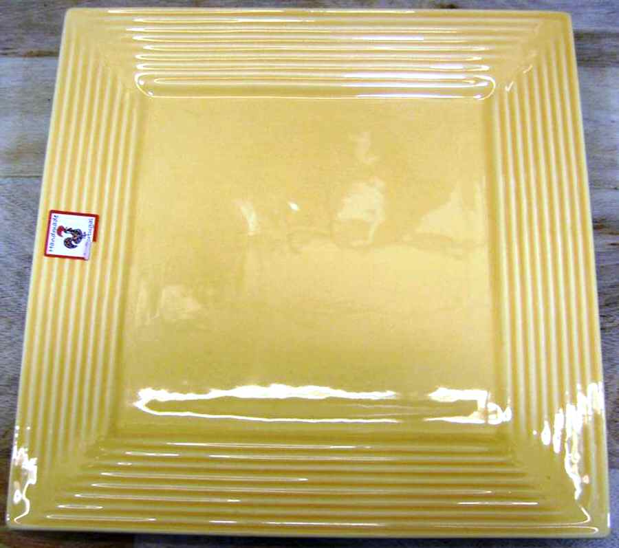 MD7 Yellow Dinner Plate by Molde (Portugal)-1