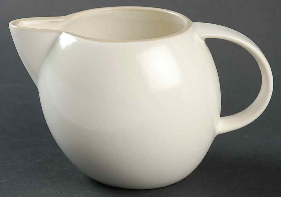 Curve Cream Creamer by Mikasa-1