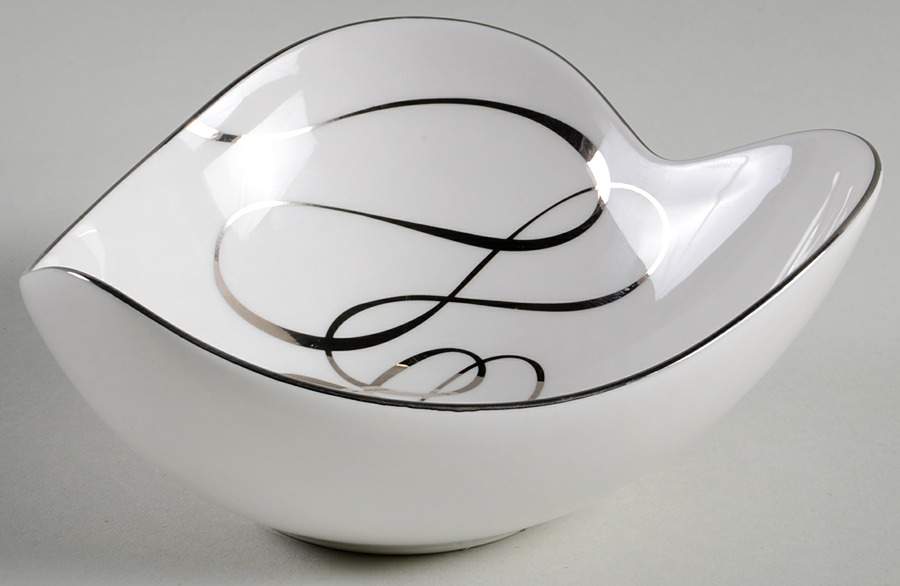 Love Story 5" Heart Shaped Bowl by Mikasa-1