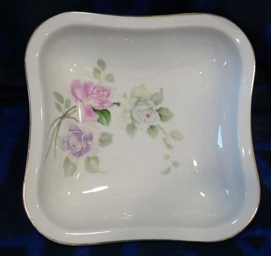 MUE146 10" Square Vegetable Bowl by Paul Muller-1