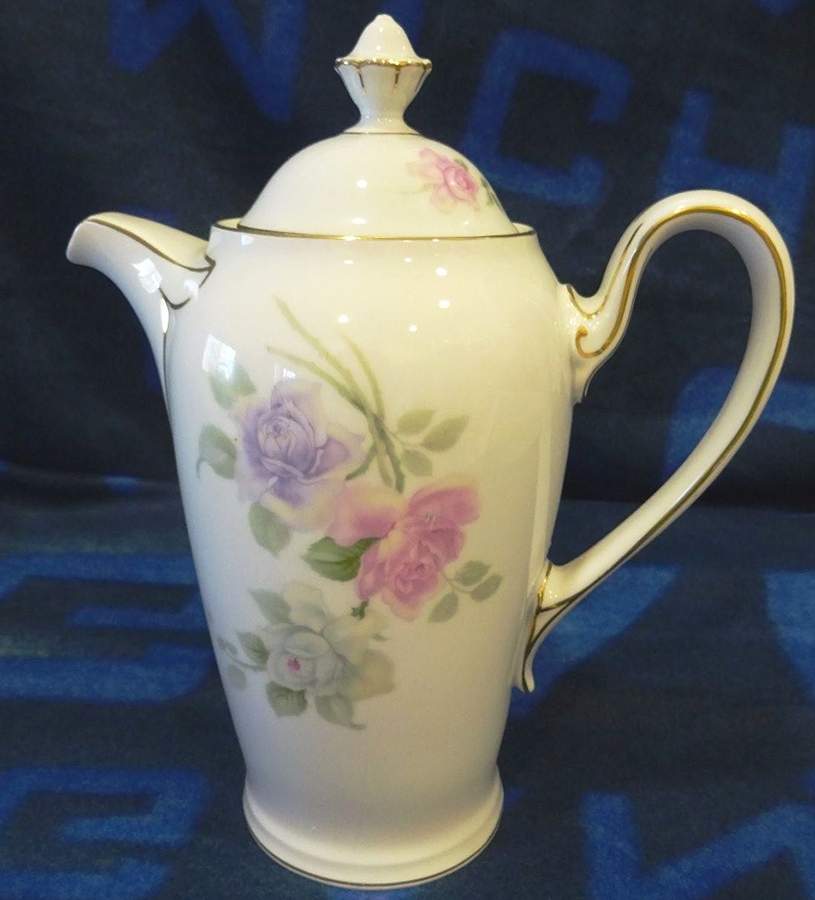MUE146 Chocolate Pot & Lid by Paul Muller-1