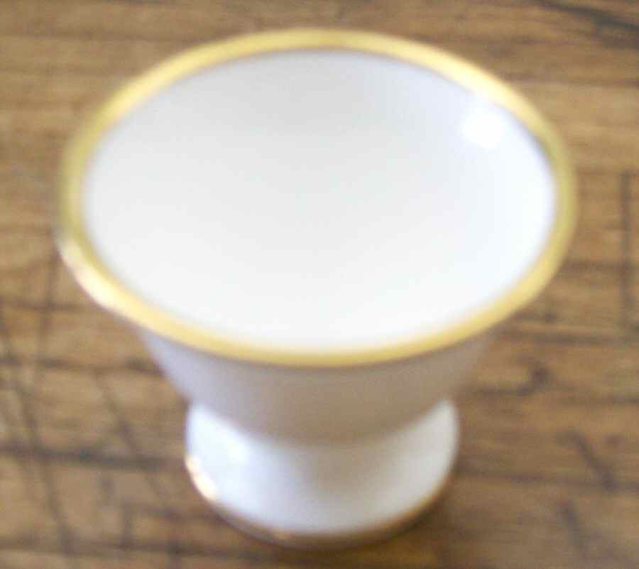 H5021 Single Egg Cup by Minton-1