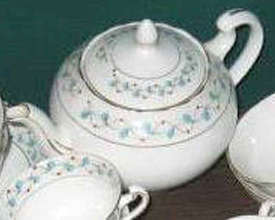 MEL24 Teapot & Lid by Melba-1