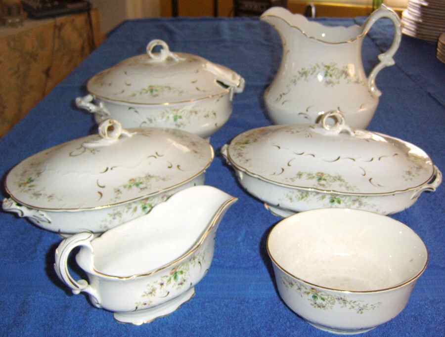 MCE41 Tureen &  Lid by Mercer-1