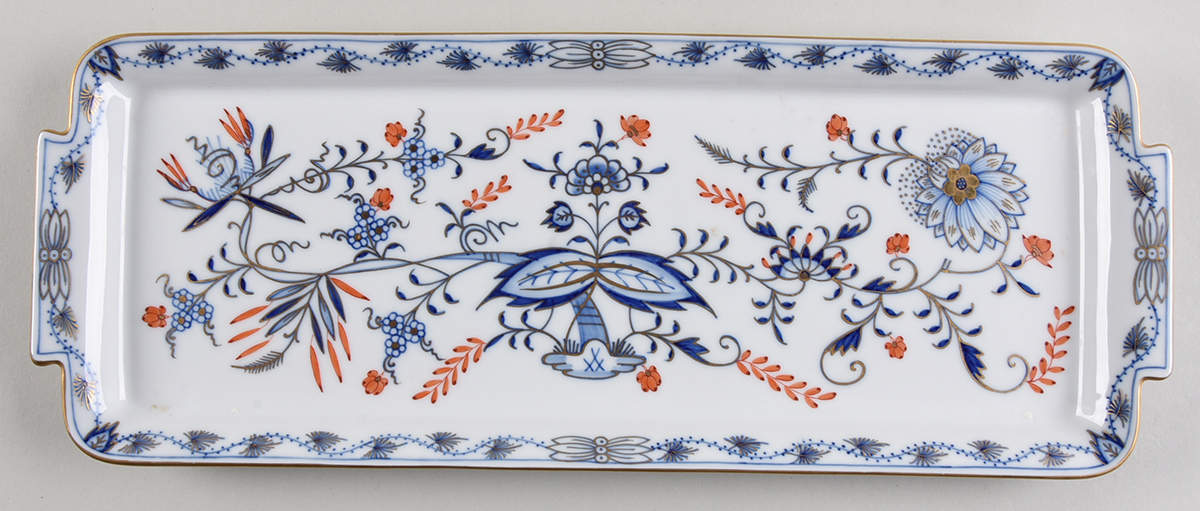 Blue Onion Rich Large Sandwich Tray by Meissen (Germany)-1