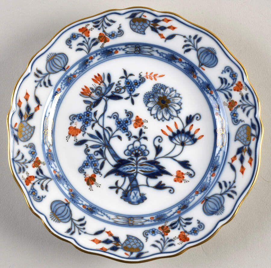 Blue Onion Rich Salad/Dessert Plate by Meissen (Germany)-1