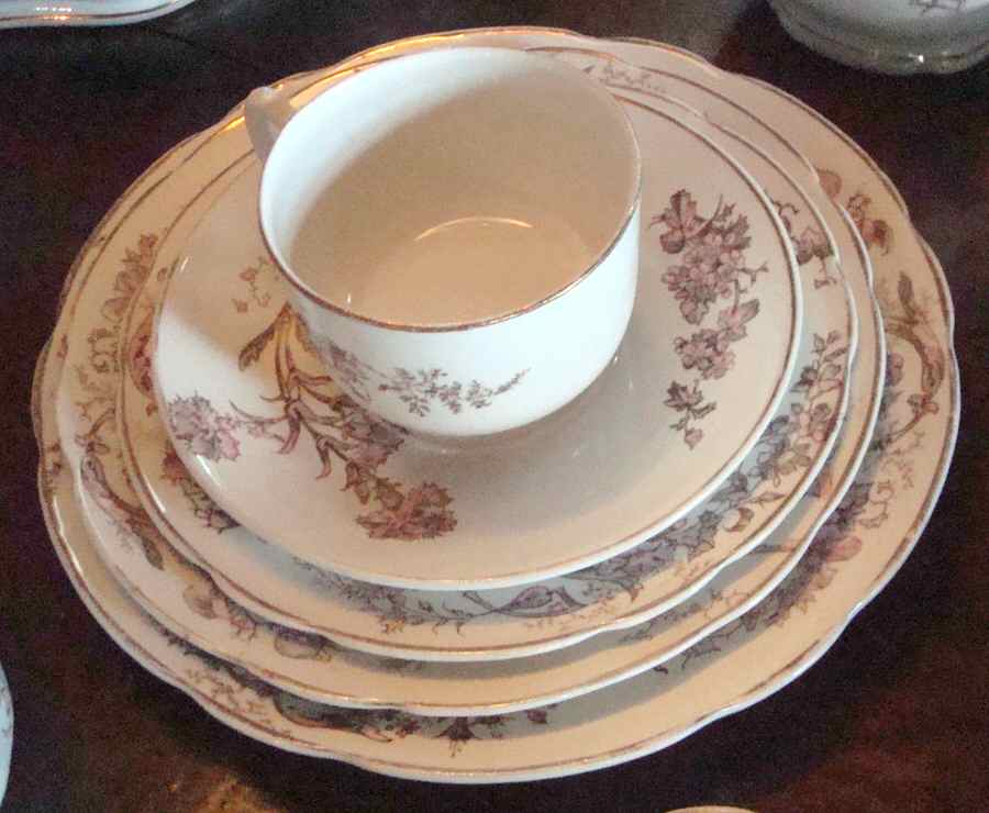 MAD222 Dinner Plate by John Maddock & Sons-1