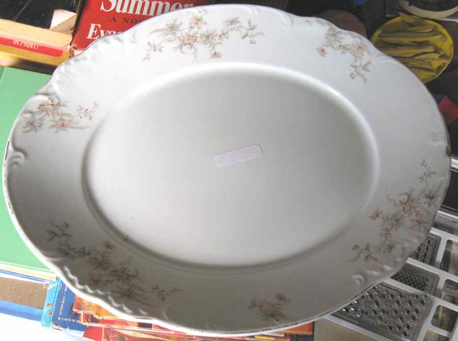 MAD224 11" Oval Serving Platter by John Maddock & Sons-1