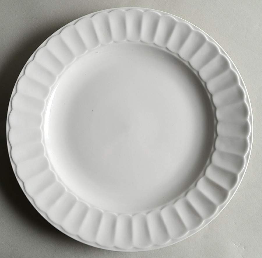 MTW21 Dinner Plate by Martha Stewart-1