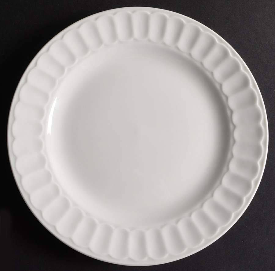 MTW21 Salad Plate by Martha Stewart-1