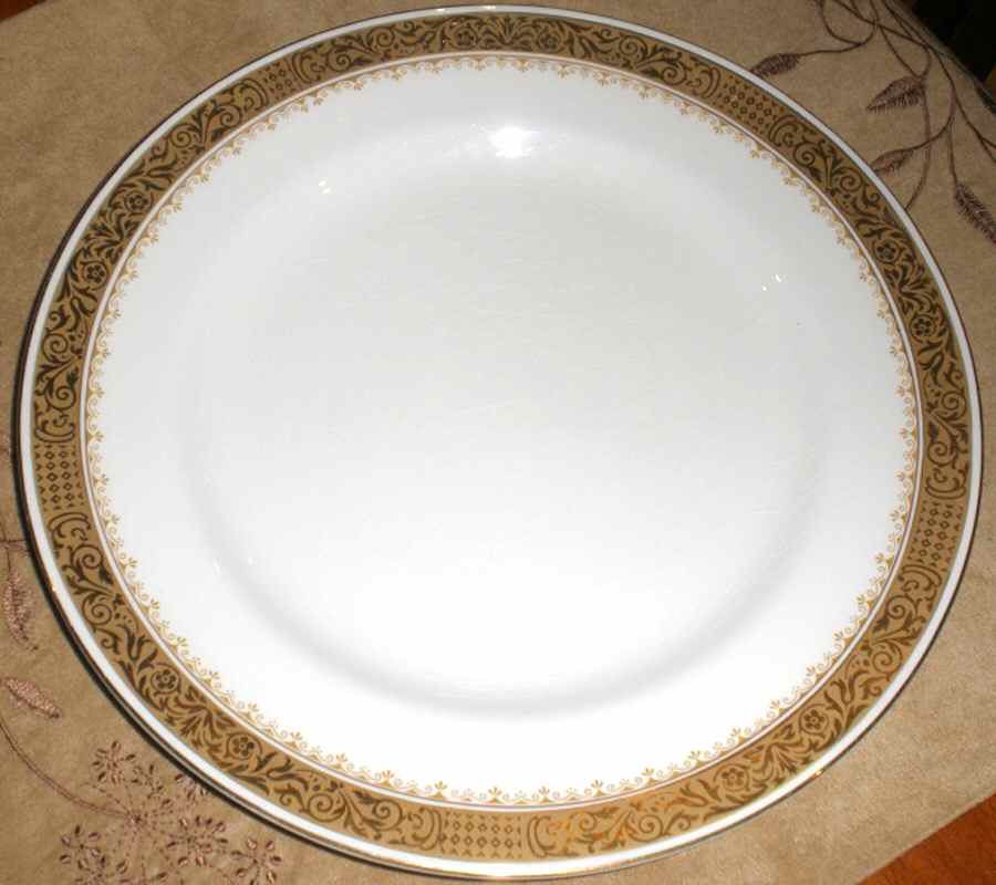 Lancaster, The Dinner Plate by J & G Meakin-1