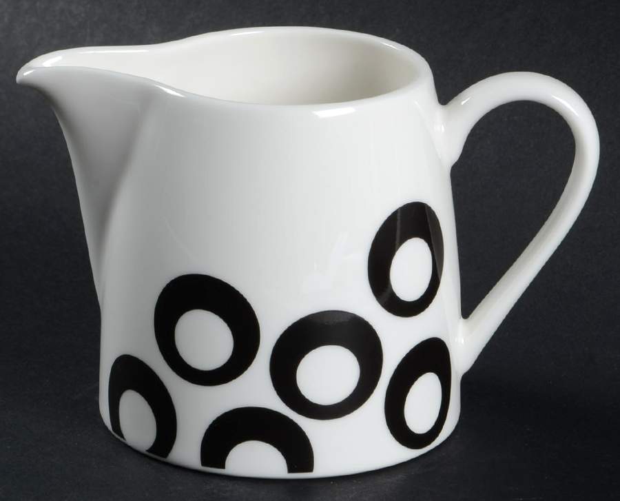 Circle Chic Black Creamer by Mikasa-1