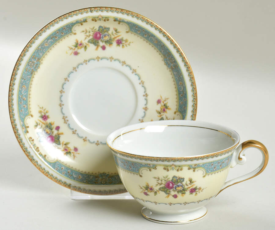 MEI1131 Footed Cup & Saucer Set by Meito-1