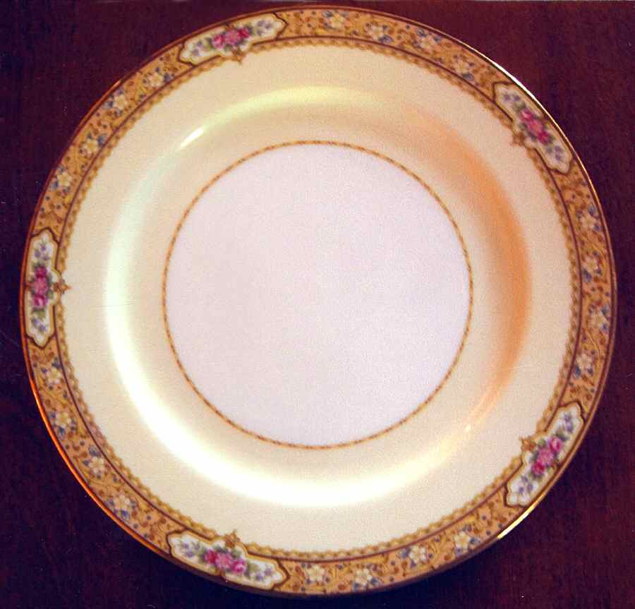 MEI1064 Dinner Plate by Meito-1