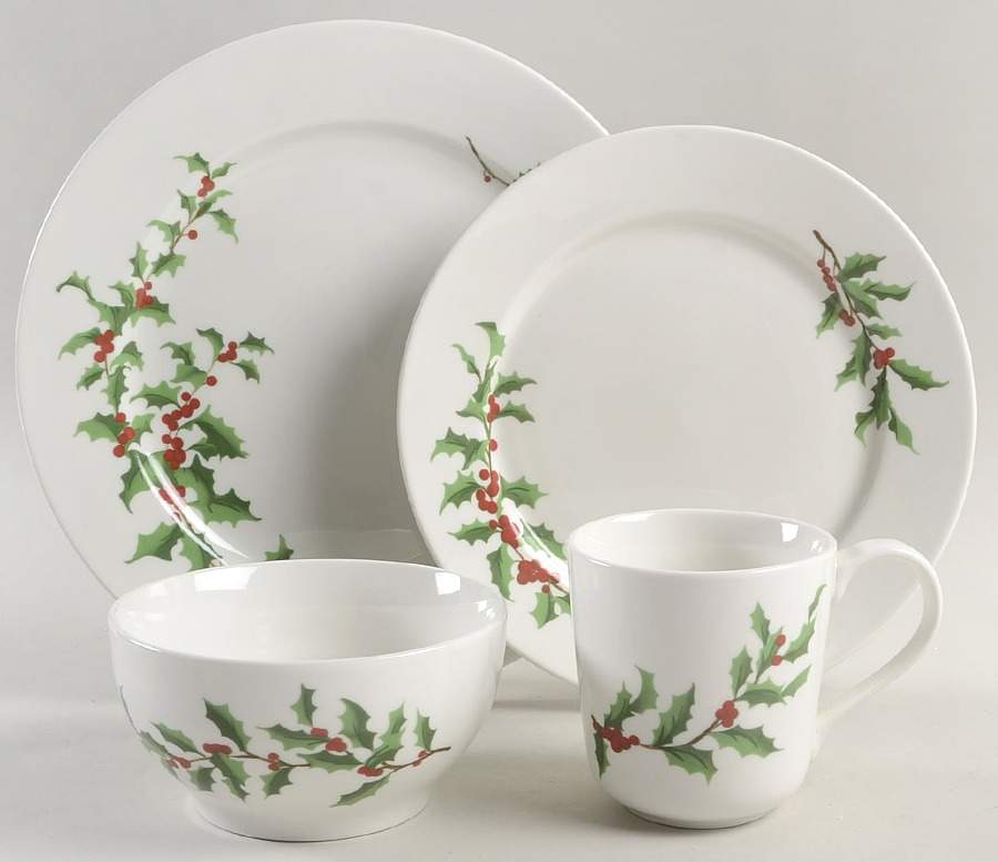 Festive Holly 4 Piece Place Setting by Martha Stewart-1