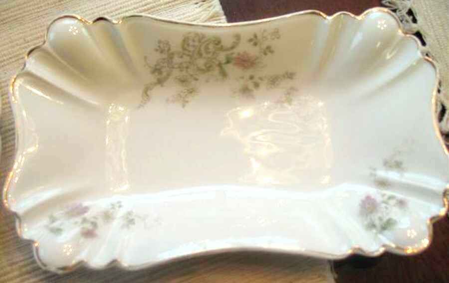 7310 Underplate for Gravy Boat by Paul Muller-1