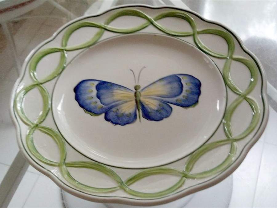 MRP7 Dinner Plate by Mariposa-1