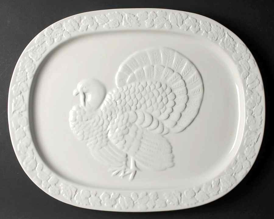 Forest Grove 18" Oval Turkey Serving Platter by Martha Stewart-1