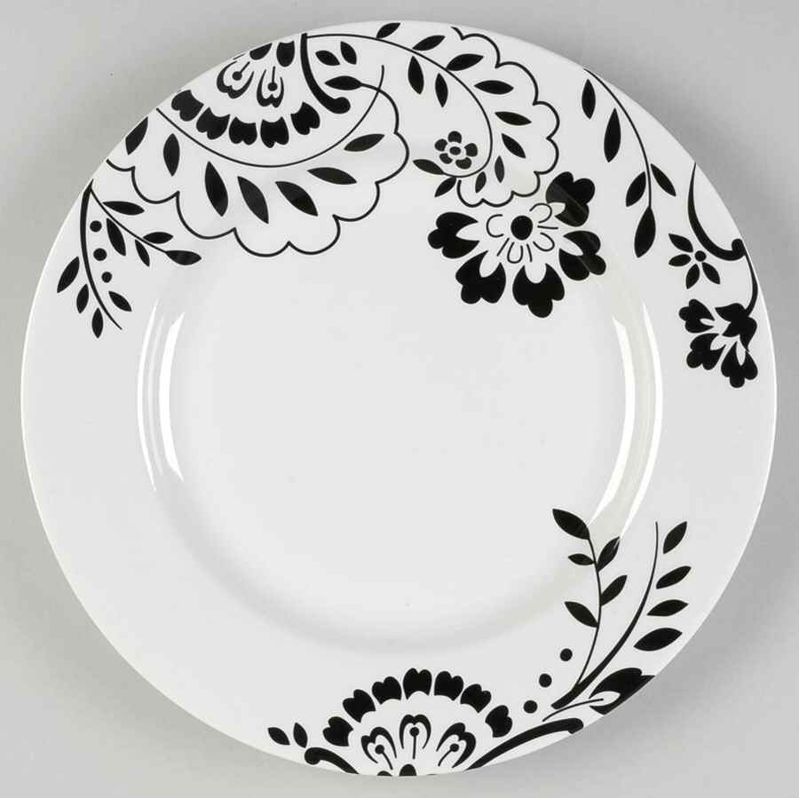 Hudson Black Dinner Plate by Martha Stewart-1