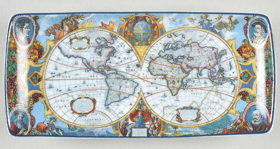 World Map Rectangular Tray by Mottahedeh-1