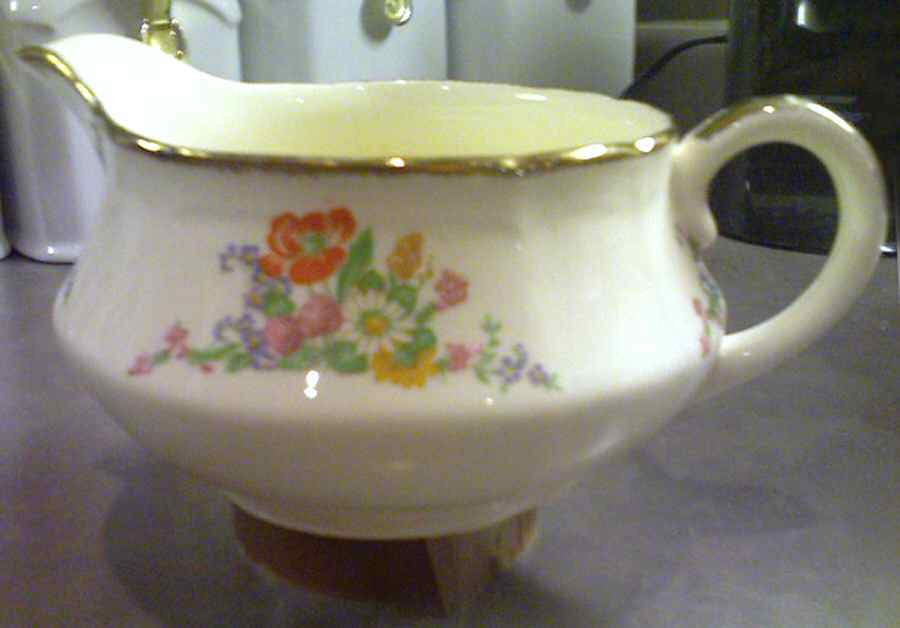 MEA311 Creamer by Alfred Meakin-1