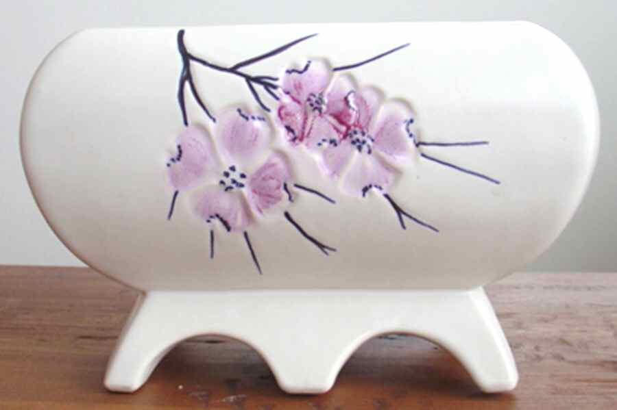 Spring Wood White 10" Planter by Nelson McCoy-1