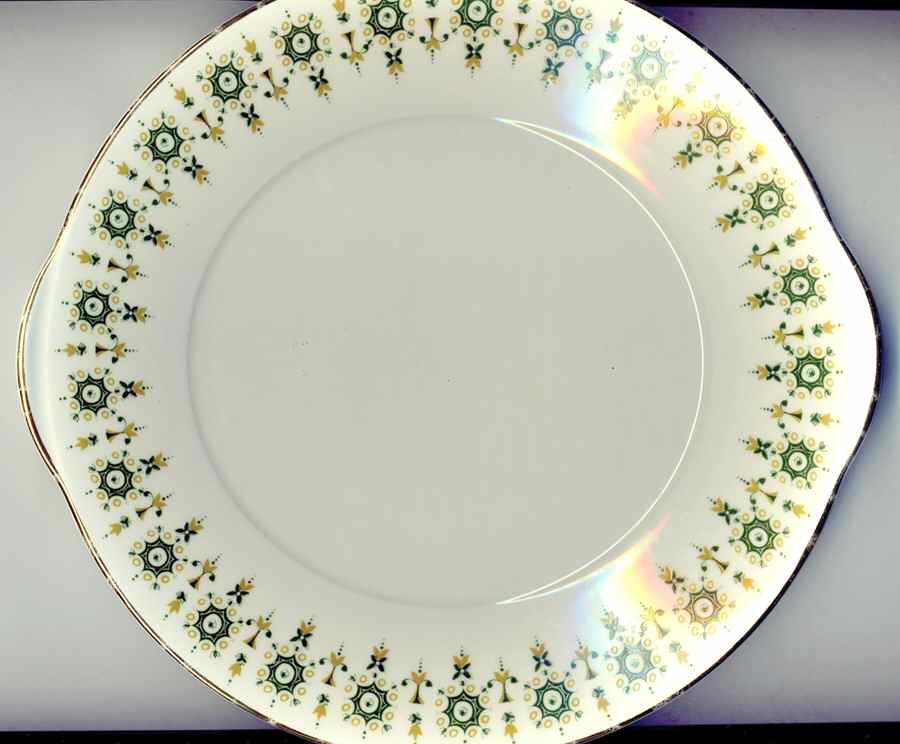 MAL4 Handled Cake Plate by Marlborough-1